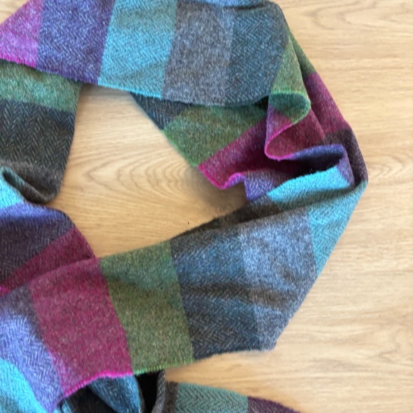 Foxford‎ lambswool striped colorblock fringe men's winter scarf - Picture 5 of 6